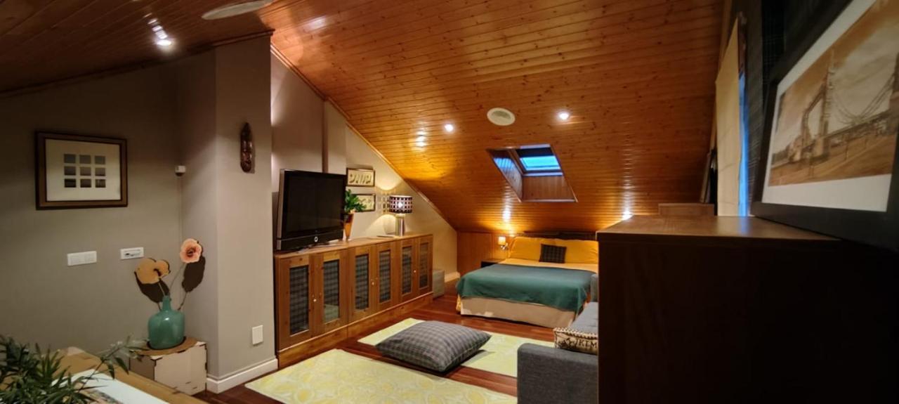 Hhc - Holidays House Compostela سانتياغو دي كومبوستيلا المظهر الخارجي الصورة