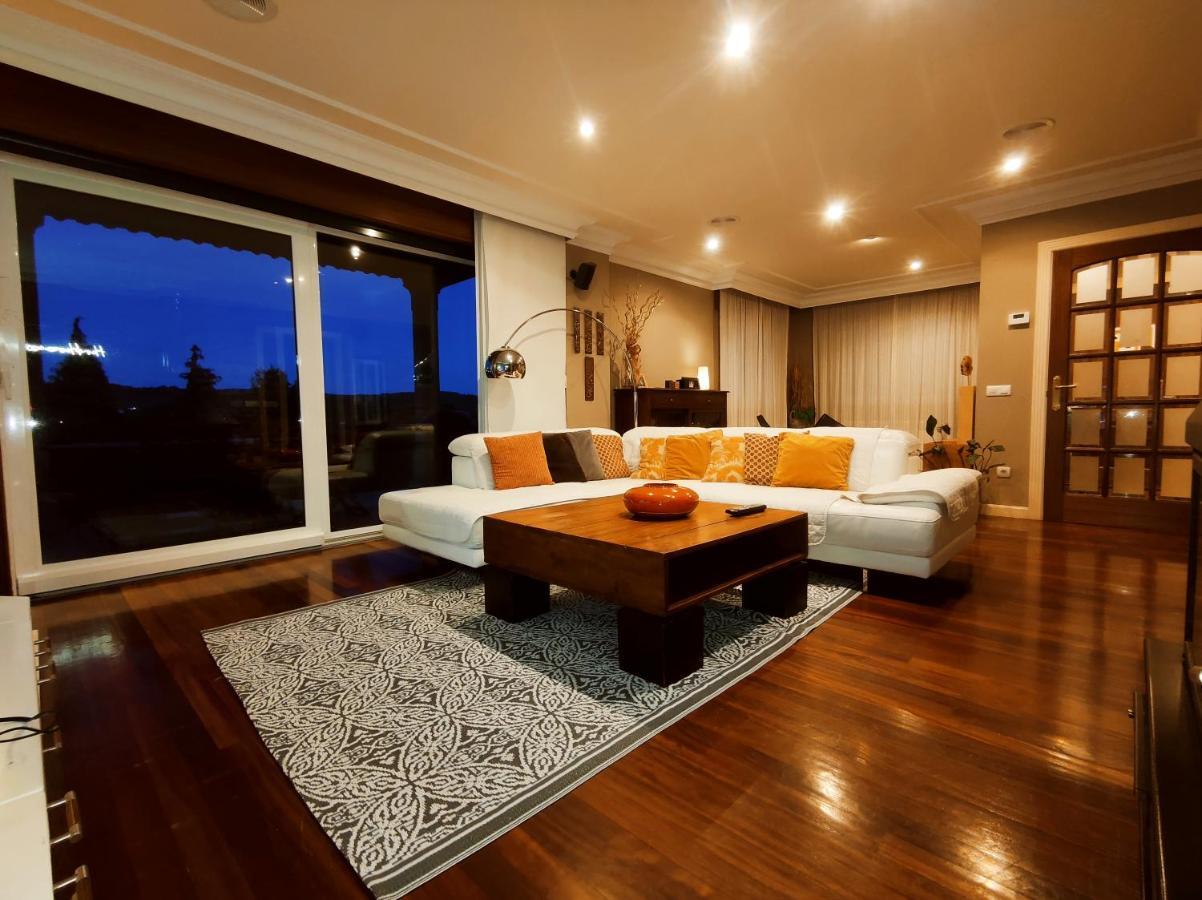 Hhc - Holidays House Compostela سانتياغو دي كومبوستيلا المظهر الخارجي الصورة